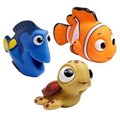 Buscando juguetes de personajes de Nemo