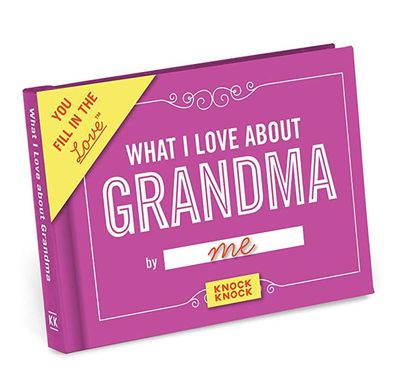 täytä rakkauskirja mummoa varten