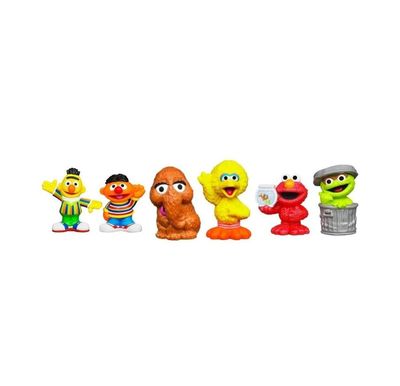 Set Tokoh Sesame Street Friends dengan Bert, Ernie, Big Bird, Snuffleupagus, Elmo & Oscar