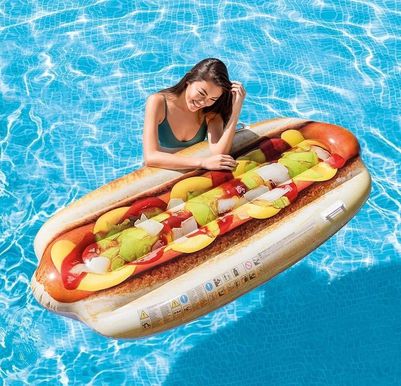 15 millors flotadors de piscina per a menjar perfectes per a una festa al jardí